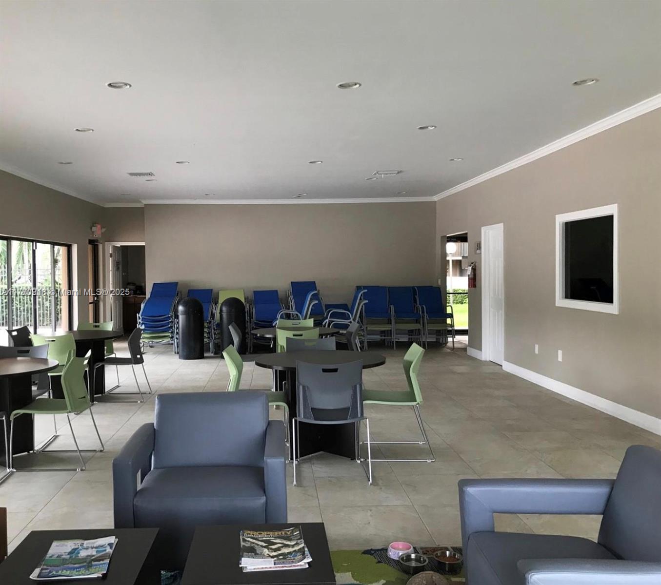 GARDENS OF KENDALL CONDO - Residential