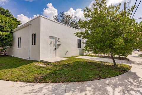 445 NW 77th St 445 Miami FL 33150