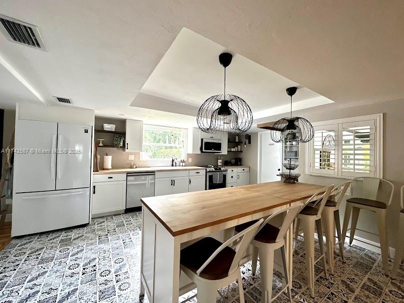 TRAIL ACRES - Residential