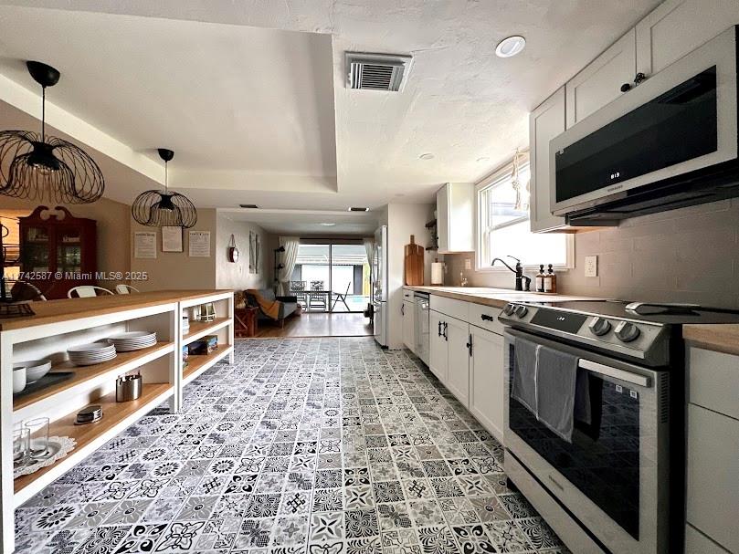 TRAIL ACRES - Residential