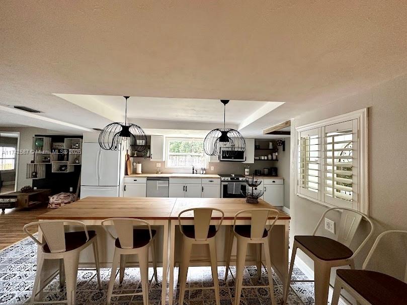 TRAIL ACRES - Residential