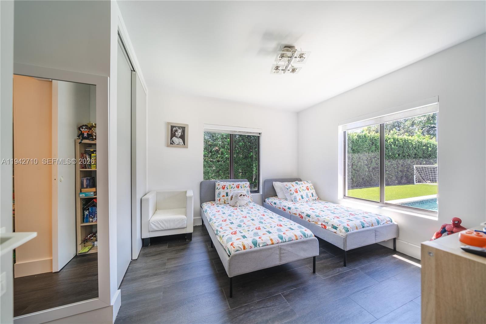 MIAMI SHORES SEC 3 - Residential