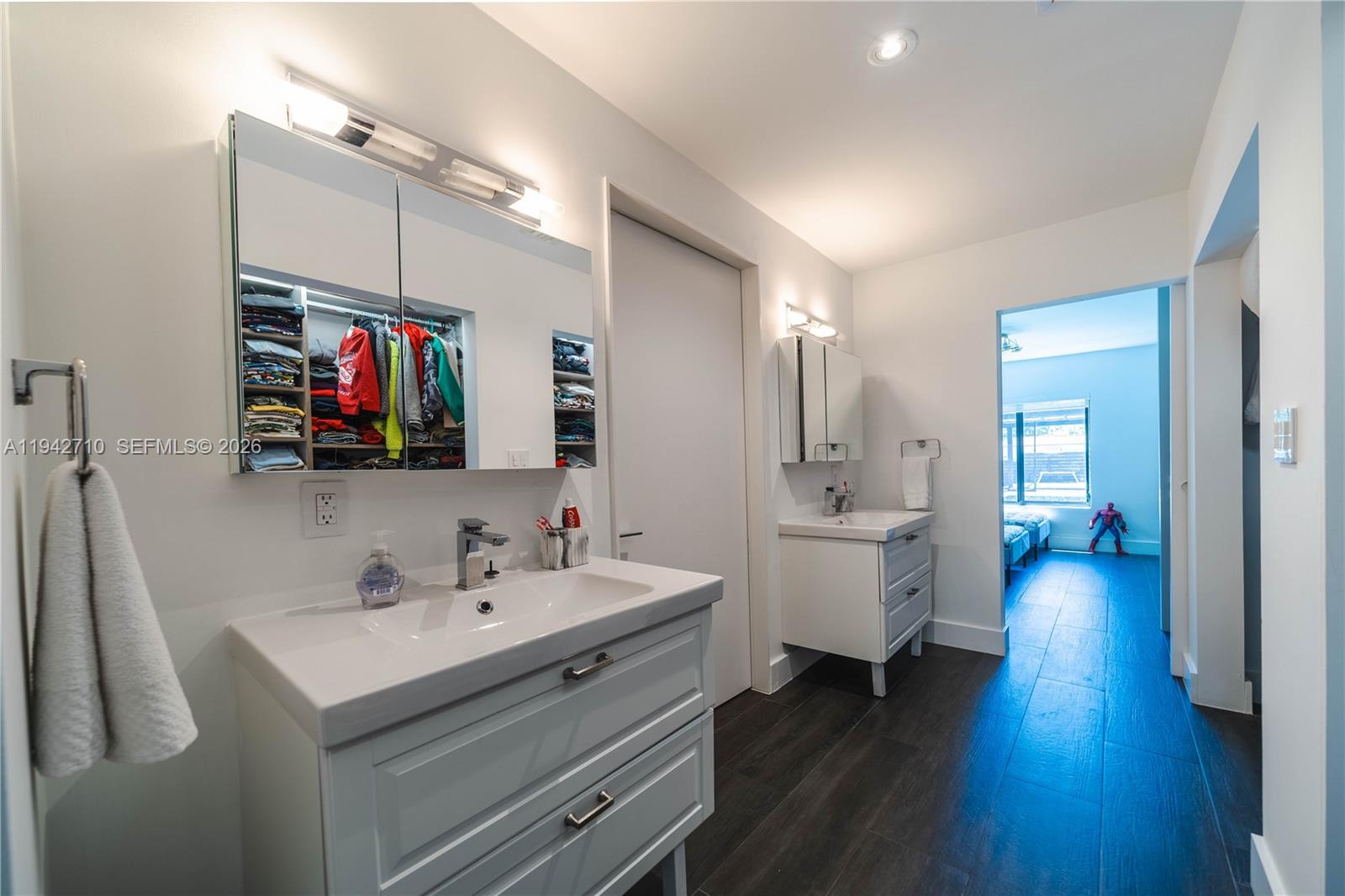 MIAMI SHORES SEC 3 - Residential