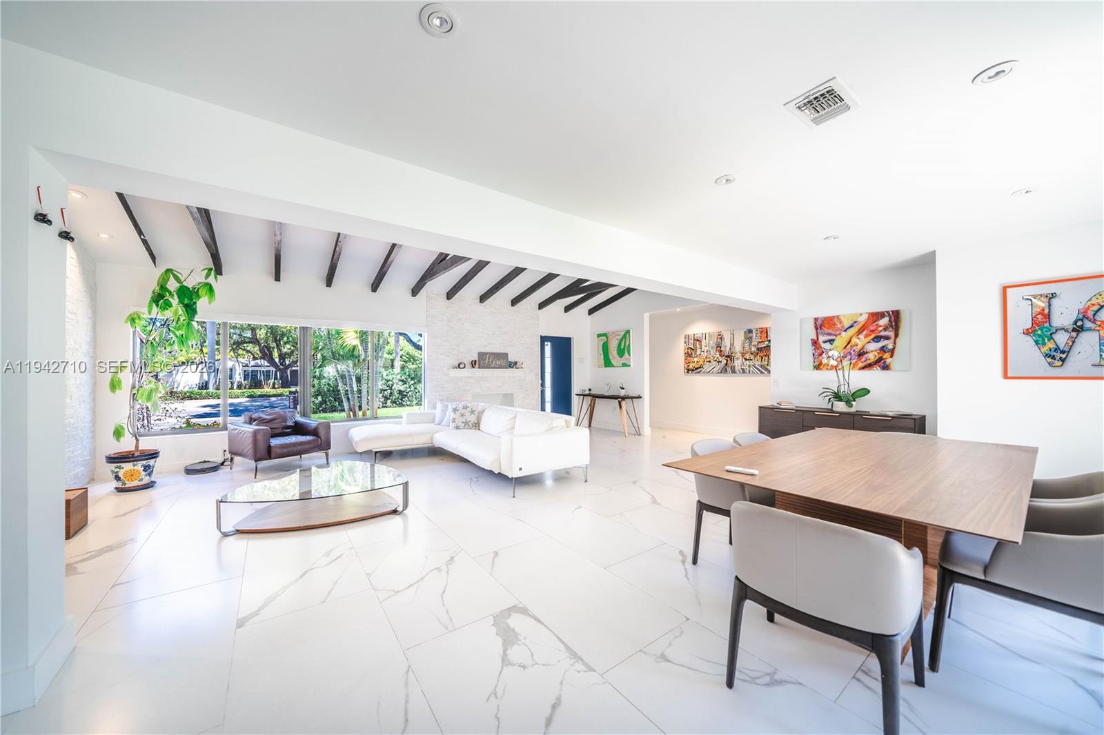 MIAMI SHORES SEC 3 - Residential