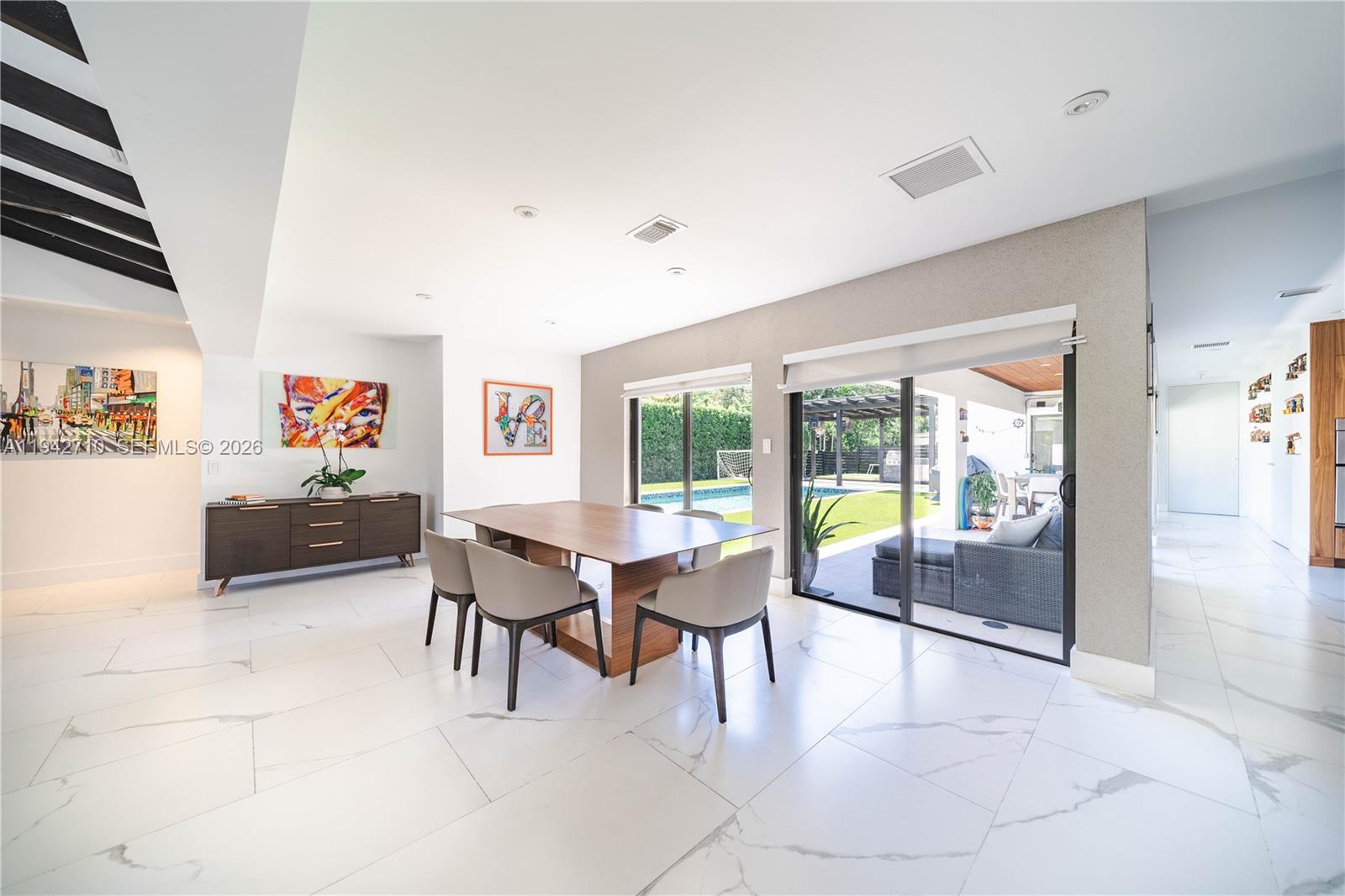 MIAMI SHORES SEC 3 - Residential