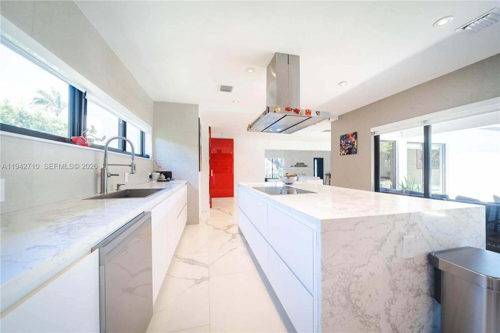 MIAMI SHORES SEC 3 - Residential