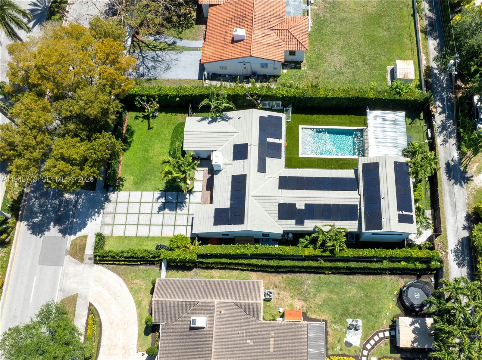 MIAMI SHORES SEC 3 - Residential