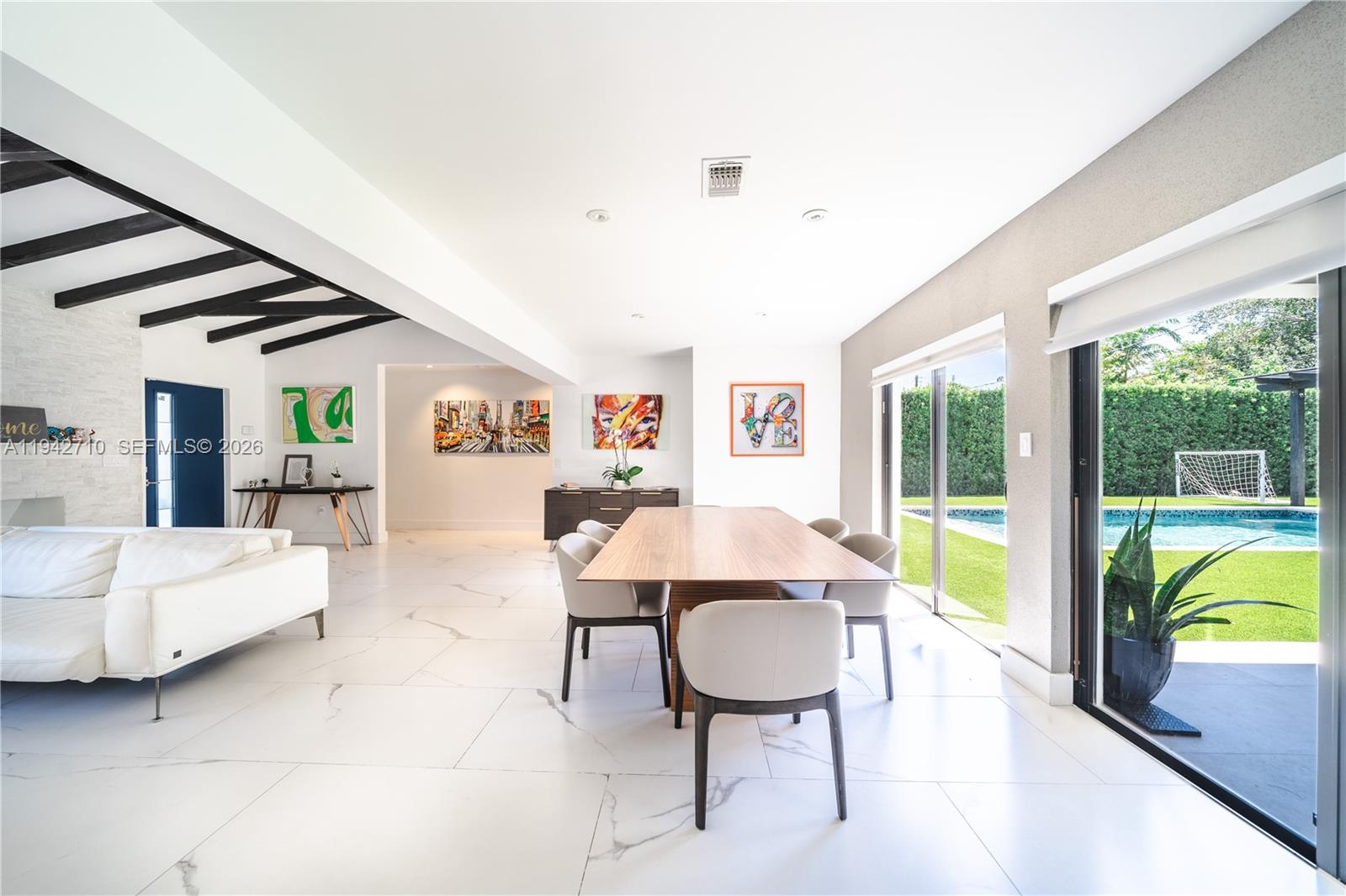 MIAMI SHORES SEC 3 - Residential