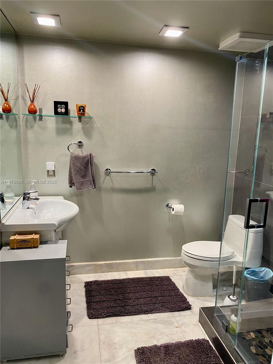 BEACH CLUB THREE CONDO - Residential