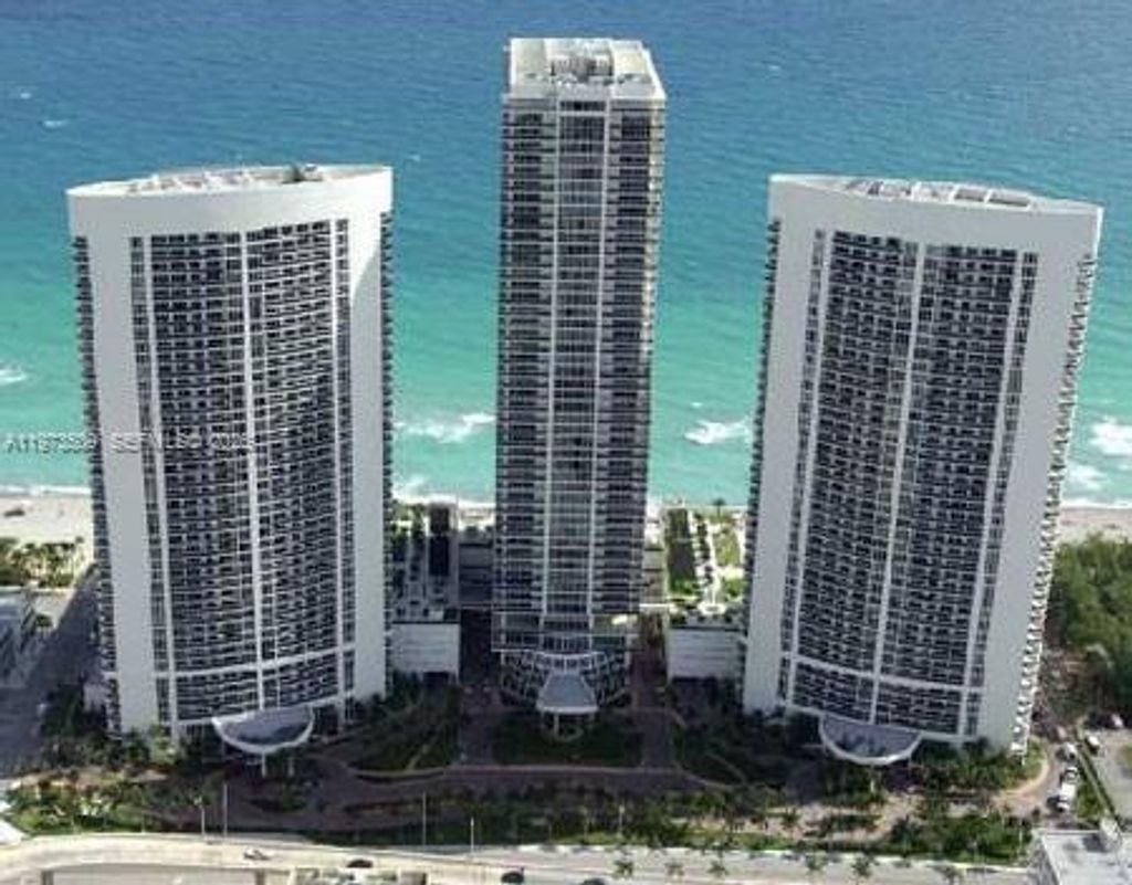 Photo of 1800 Ocean Dr #1408, Hallandale Beach, FL 33009 (MLS # A11973509)