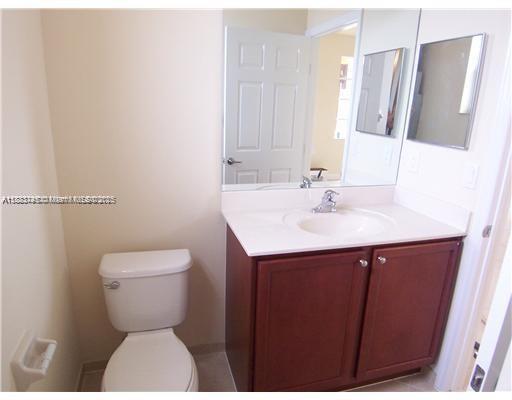 THE SHORES CONDO NO 3 - Residential Lease
