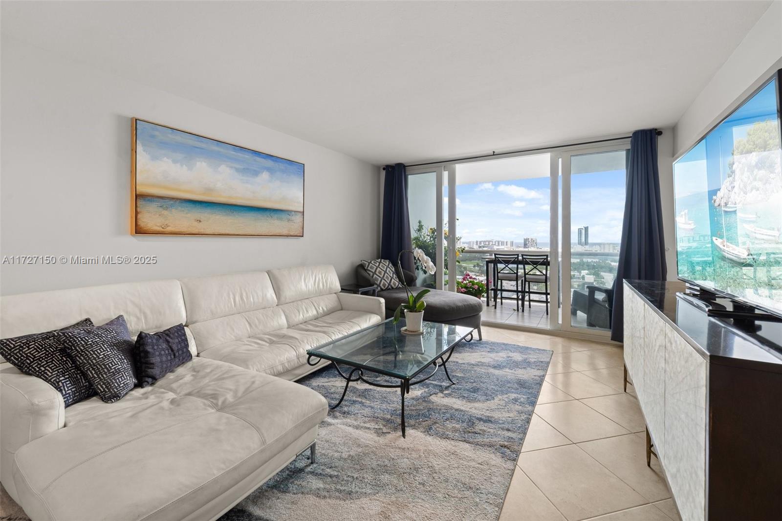 SUNSET HARBOUR NORTH COND - Residential