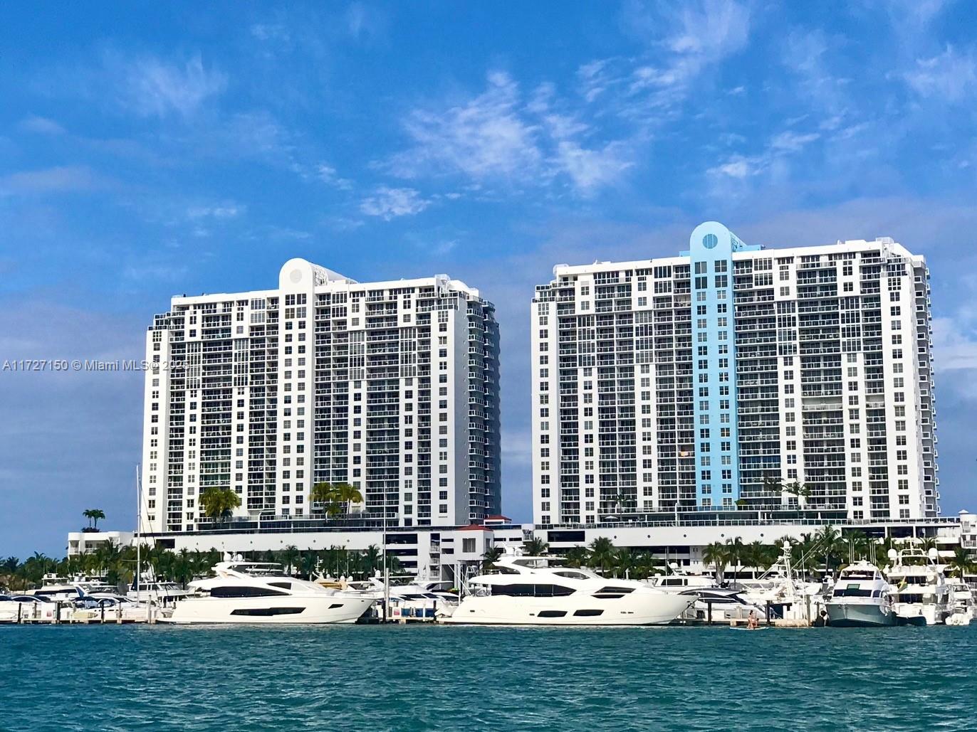 SUNSET HARBOUR NORTH COND - Residential
