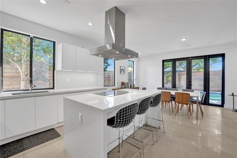 3465 SW 3rd Ave Miami FL 33145