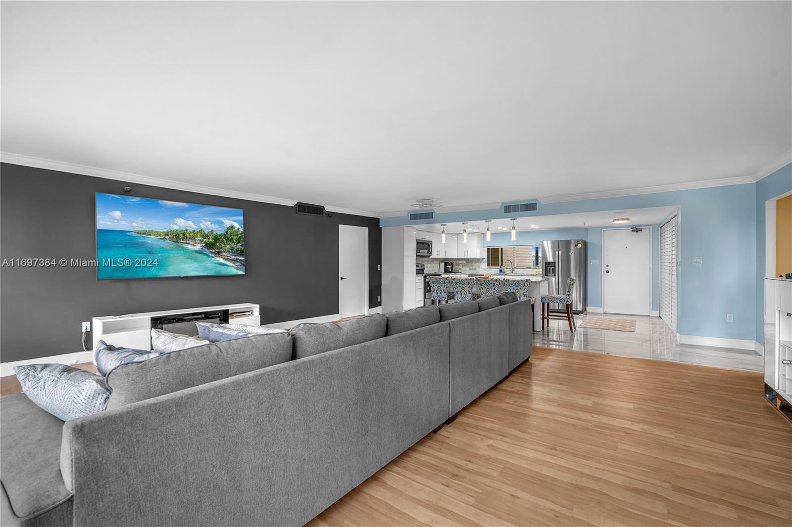 ENVOY CONDO - Residential Lease