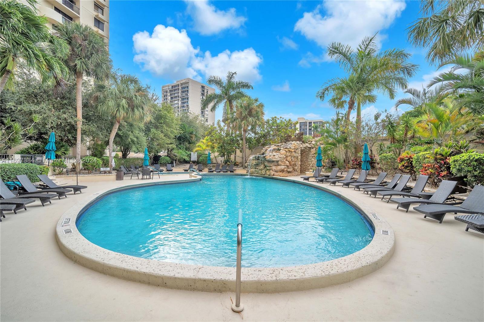 ENVOY CONDO - Residential Lease