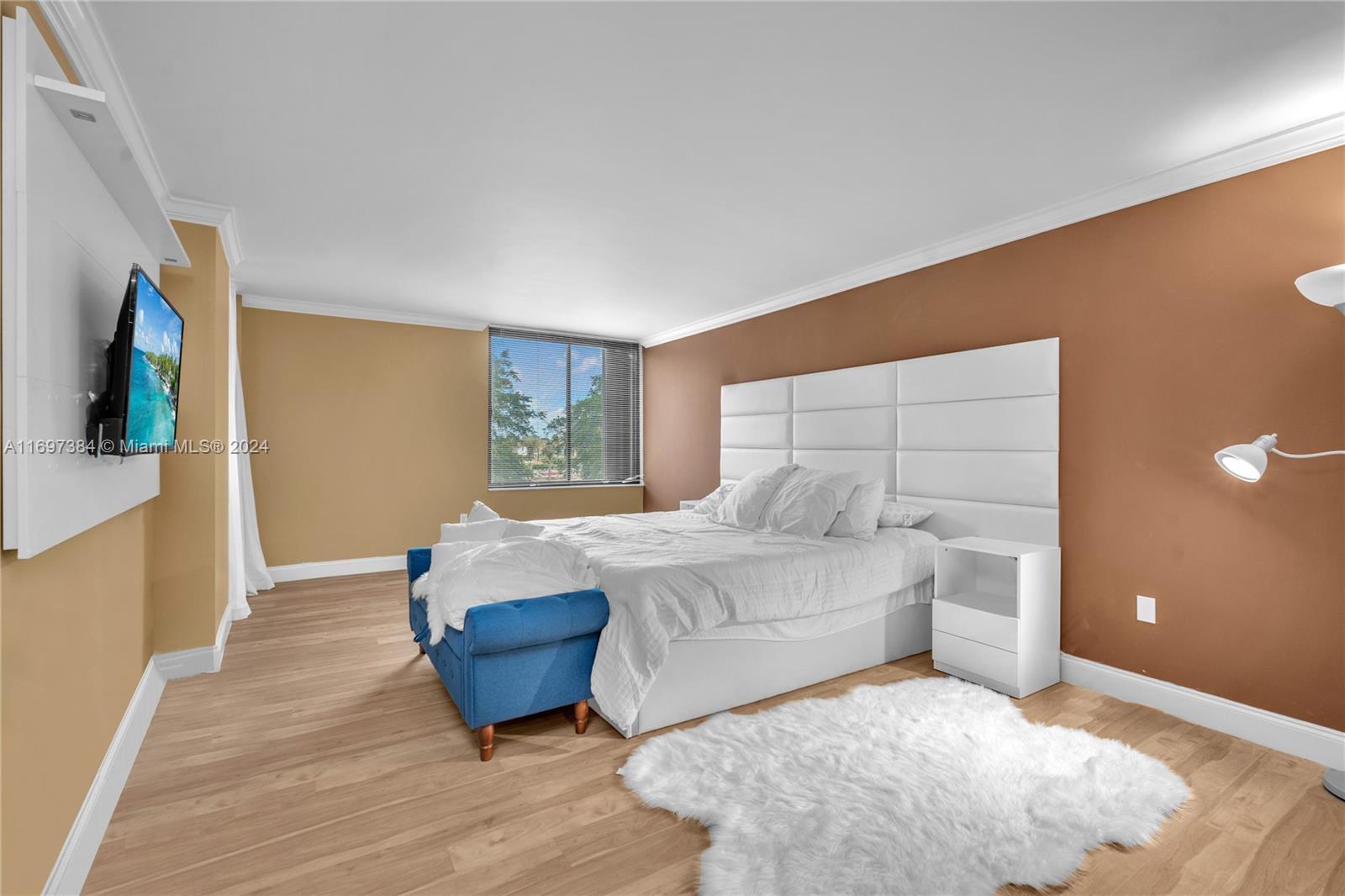 ENVOY CONDO - Residential Lease