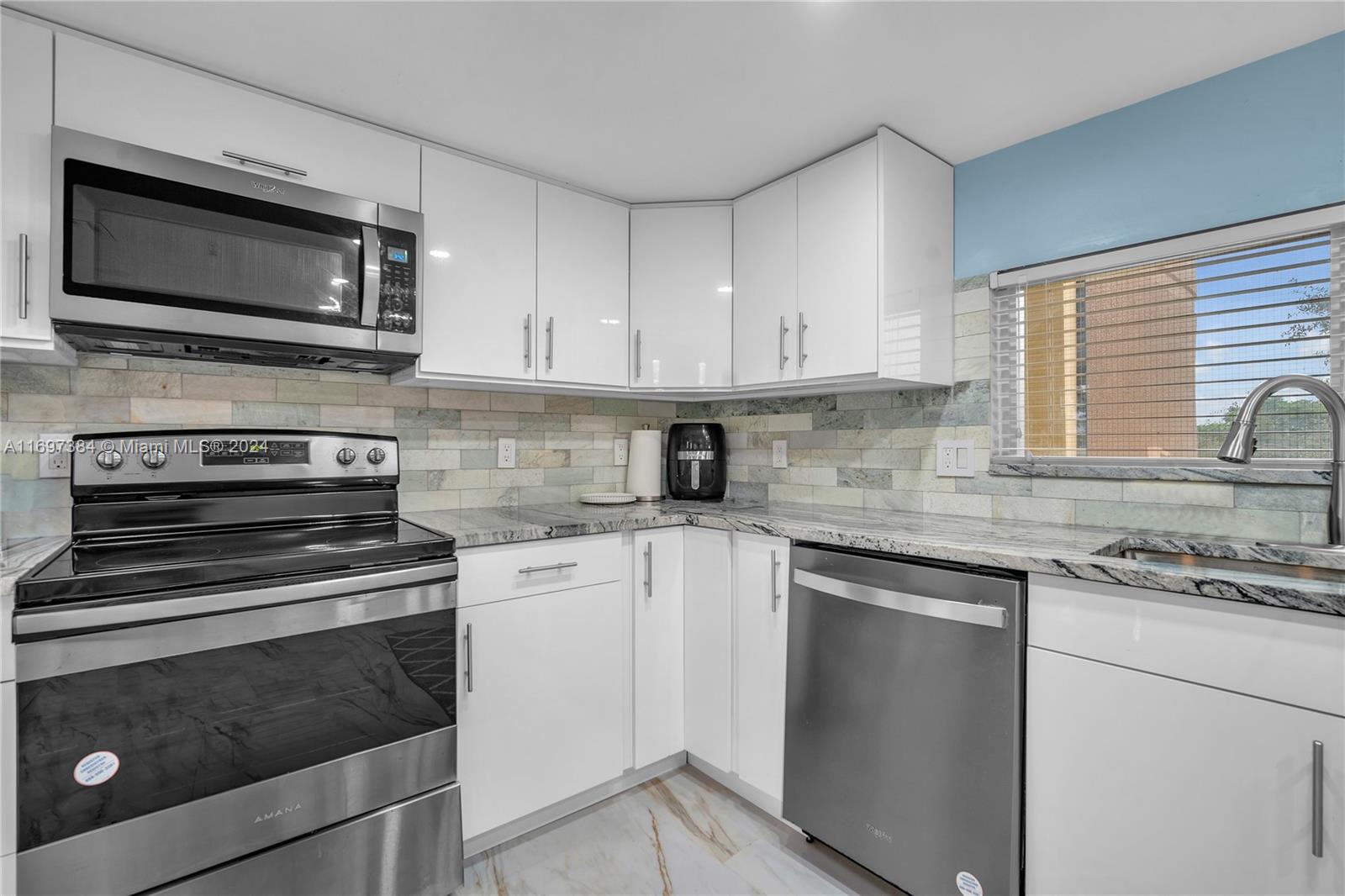 ENVOY CONDO - Residential Lease