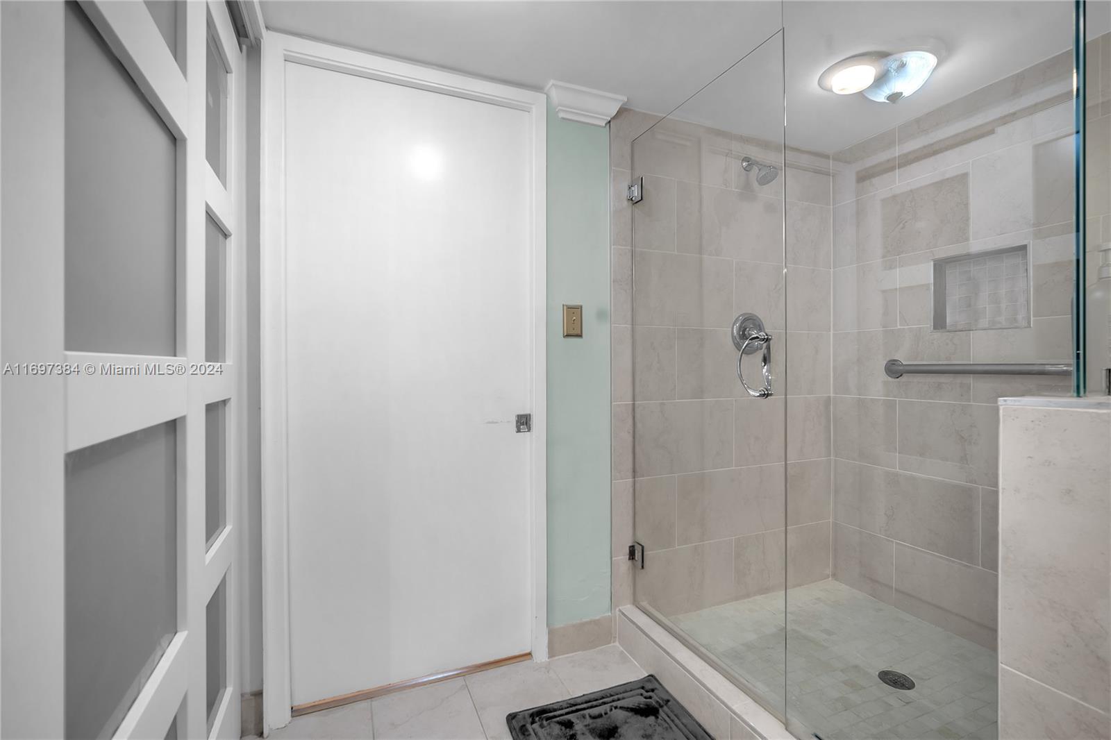 ENVOY CONDO - Residential Lease