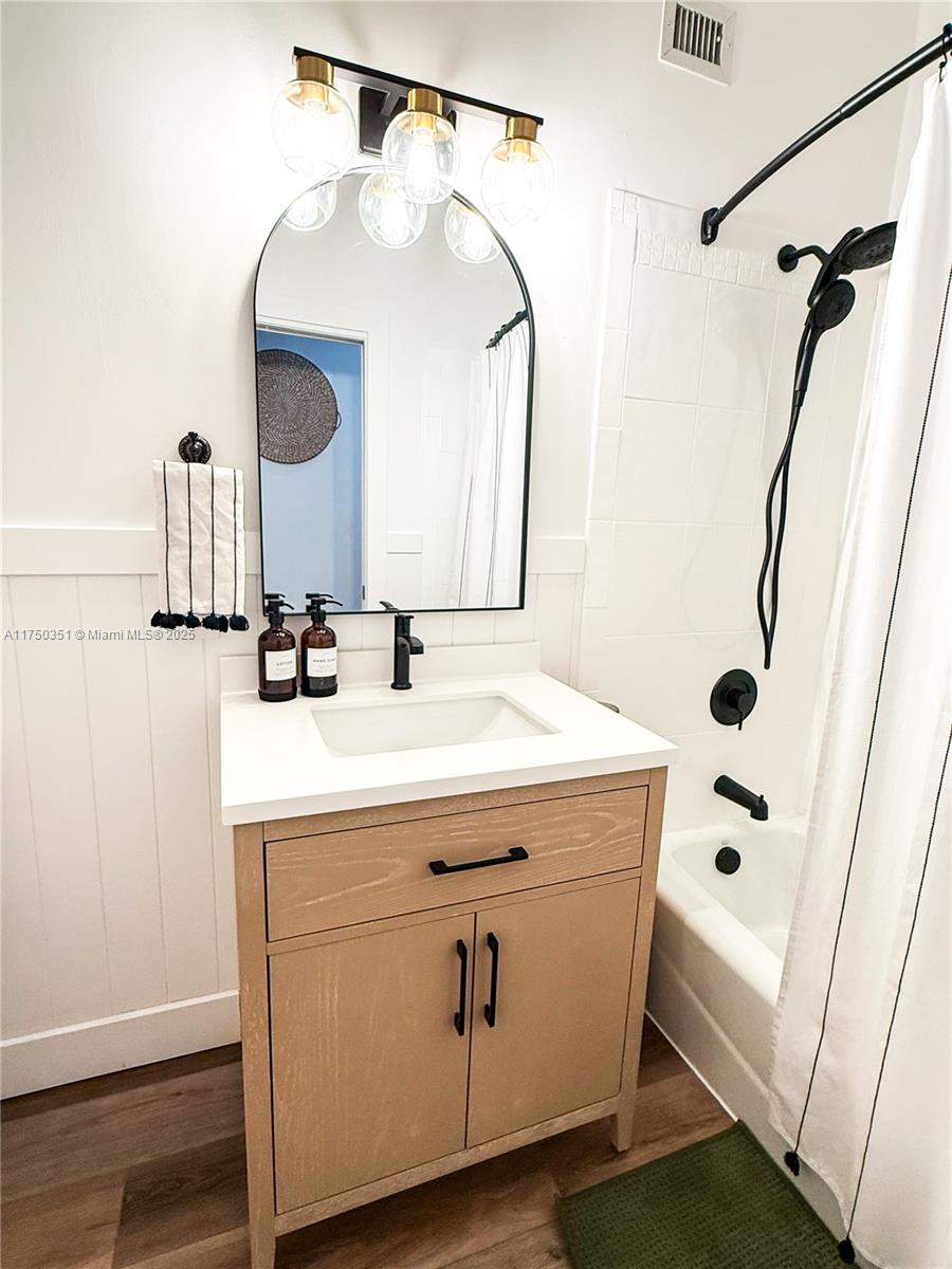 HARBOUR CLUB - Residential