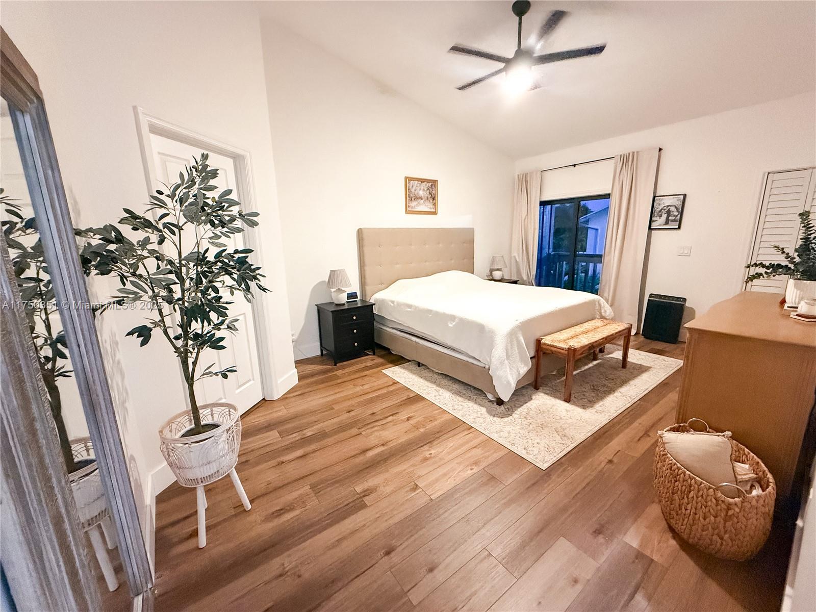 HARBOUR CLUB - Residential