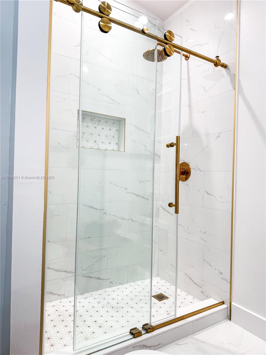 HARBOUR CLUB - Residential