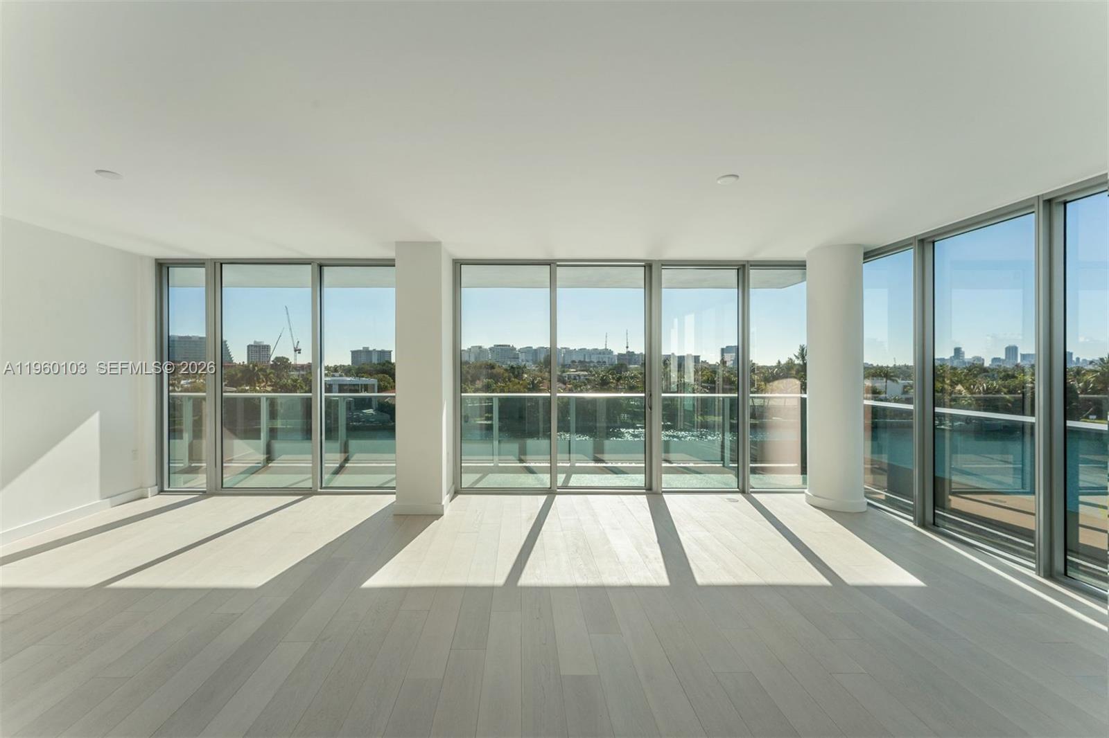 BAY HARBOR ISLAND - Residential