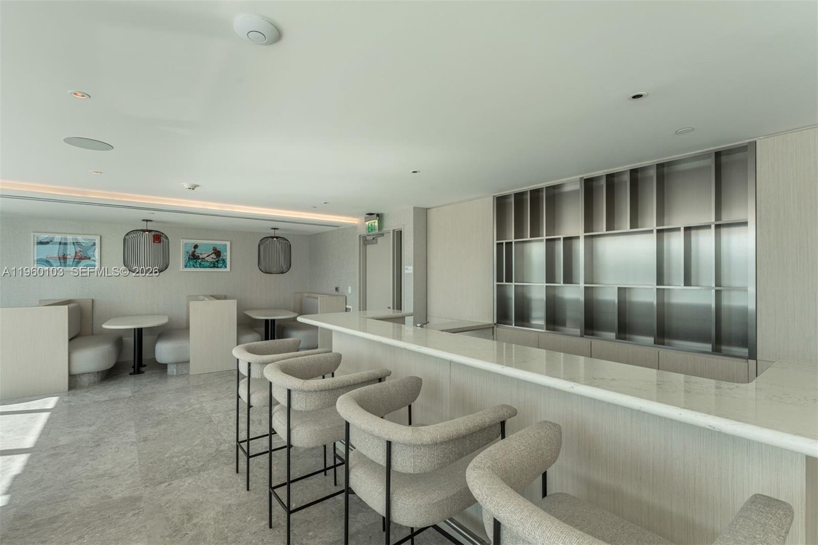 BAY HARBOR ISLAND - Residential