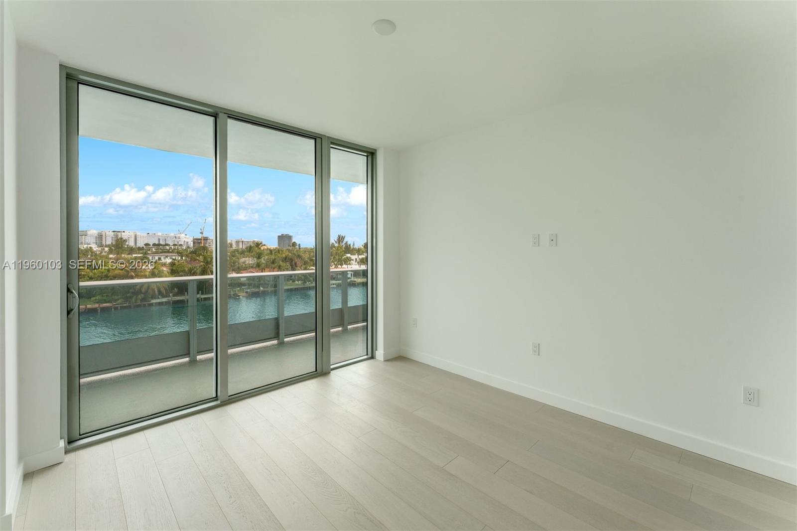 BAY HARBOR ISLAND - Residential