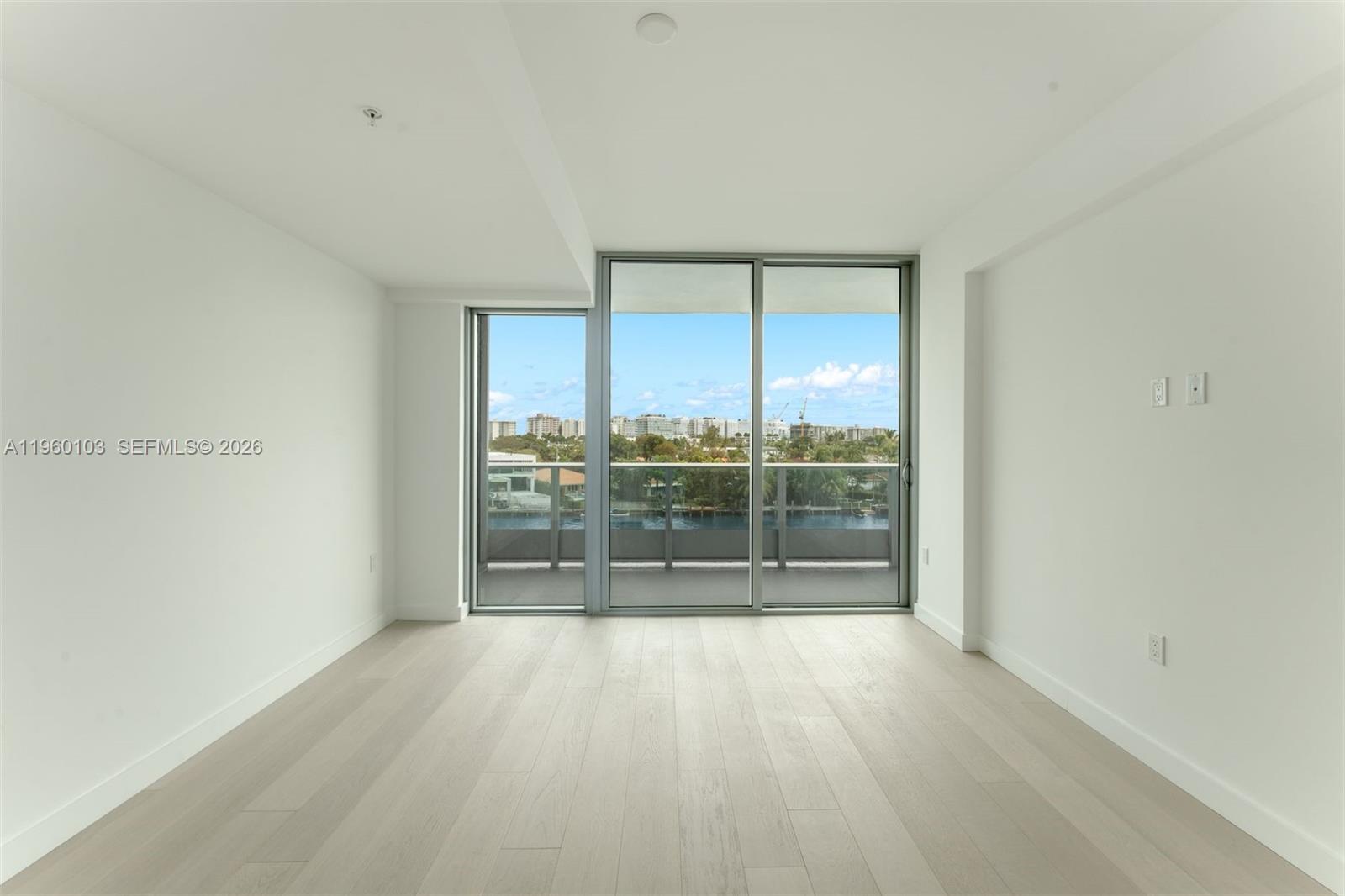 BAY HARBOR ISLAND - Residential