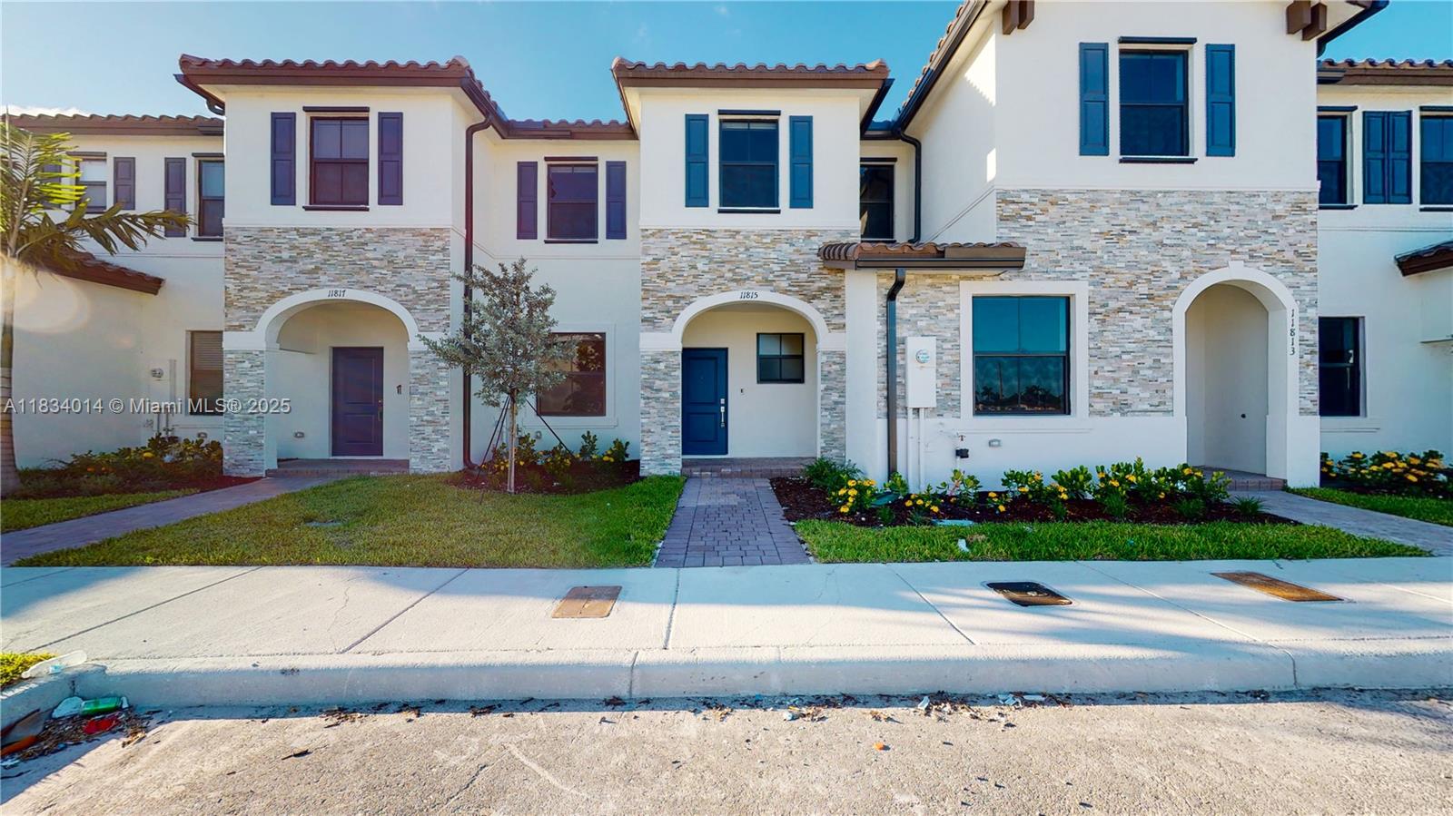 Beautiful 3-Bedroom Home in Corsica Community – Move-In Ready!
Welcome to this gorgeous 3-bedroom, 2.5-bath home located in the desirable Corsica master-planned community, just south of Miami. This property offers a smart layout with separate living, dining, and family room areas, creating a spacious and functional environment for everyday living and entertaining.
Enjoy a private patio, perfect for outdoor gatherings or relaxing afternoons. The kitchen and bathrooms feature modern finishes, and the bedrooms are generously sized with ample closet space.
Located in a prime area near top shopping destinations, fine dining, and recreational spots like the Biscayne Coastal Wetlands Preserve, Cauley Square Historic Railroad Village, and easy access to the Florida Keys.