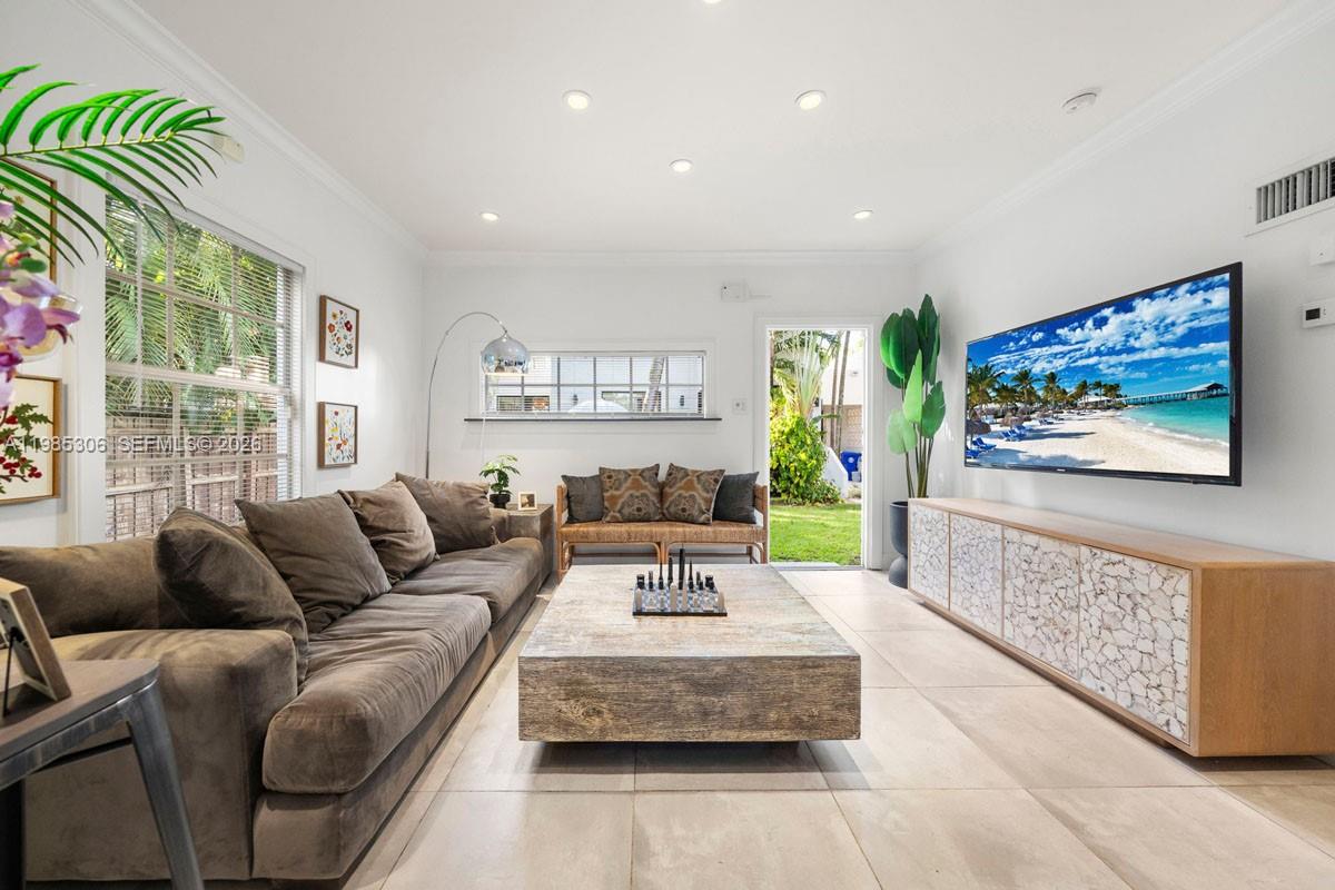 BILTMORE SUB - Residential Lease