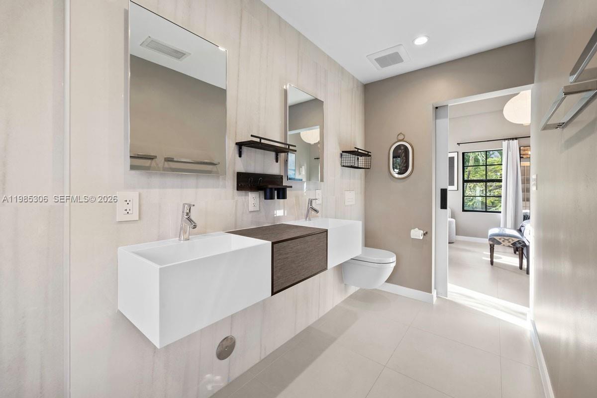 BILTMORE SUB - Residential Lease