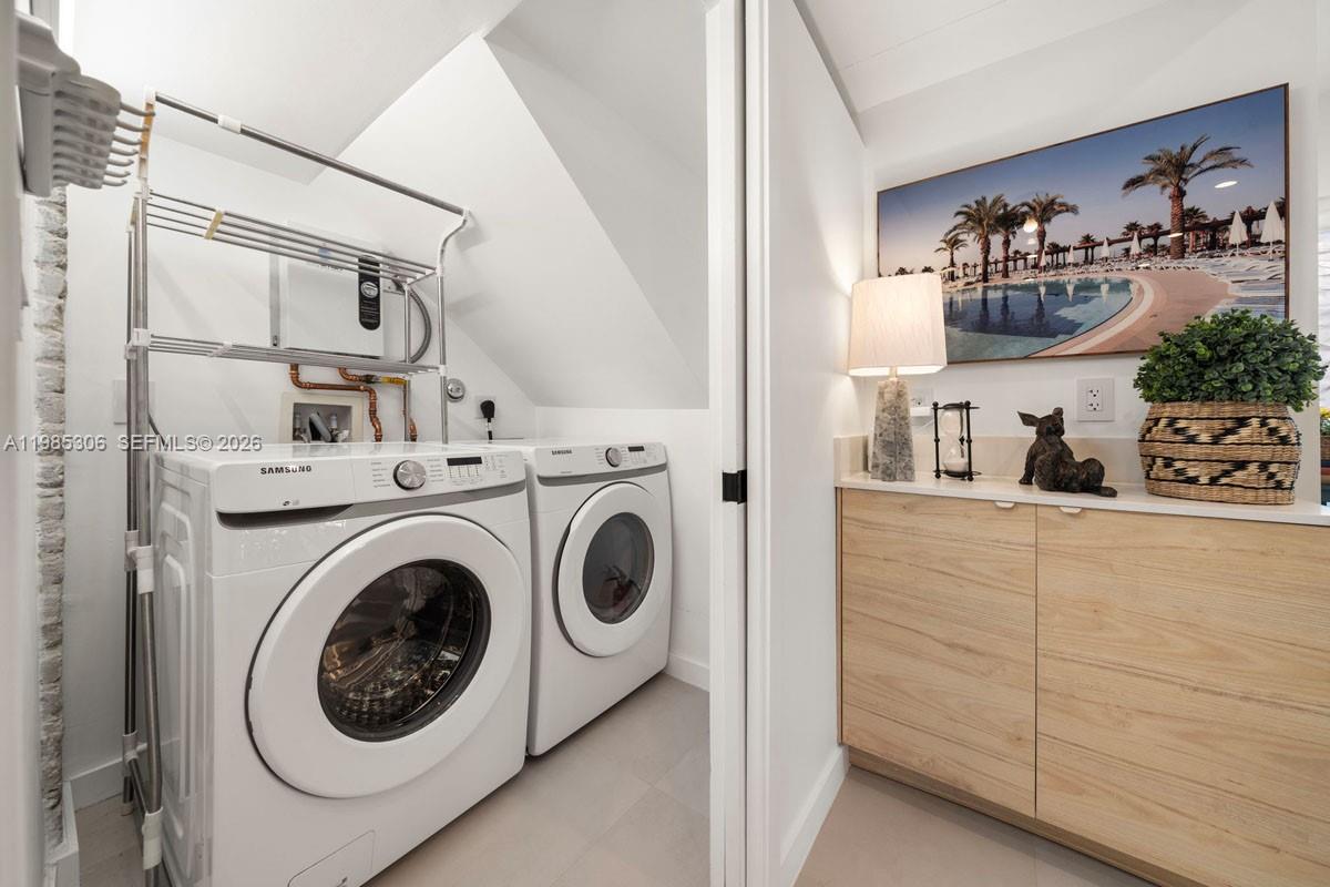 BILTMORE SUB - Residential Lease