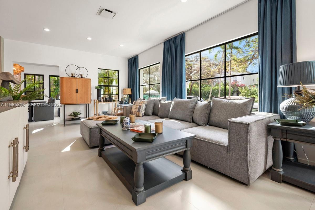 BILTMORE SUB - Residential Lease