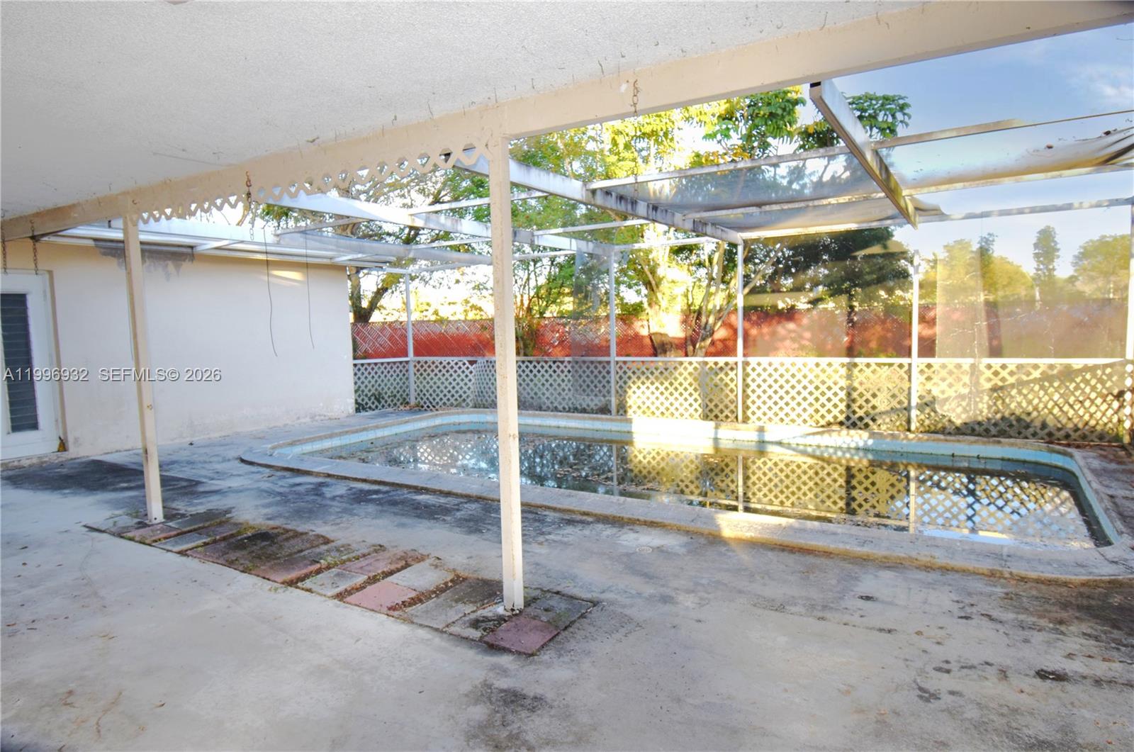 SUNRISE GOLF VILLAGE SEC - Residential