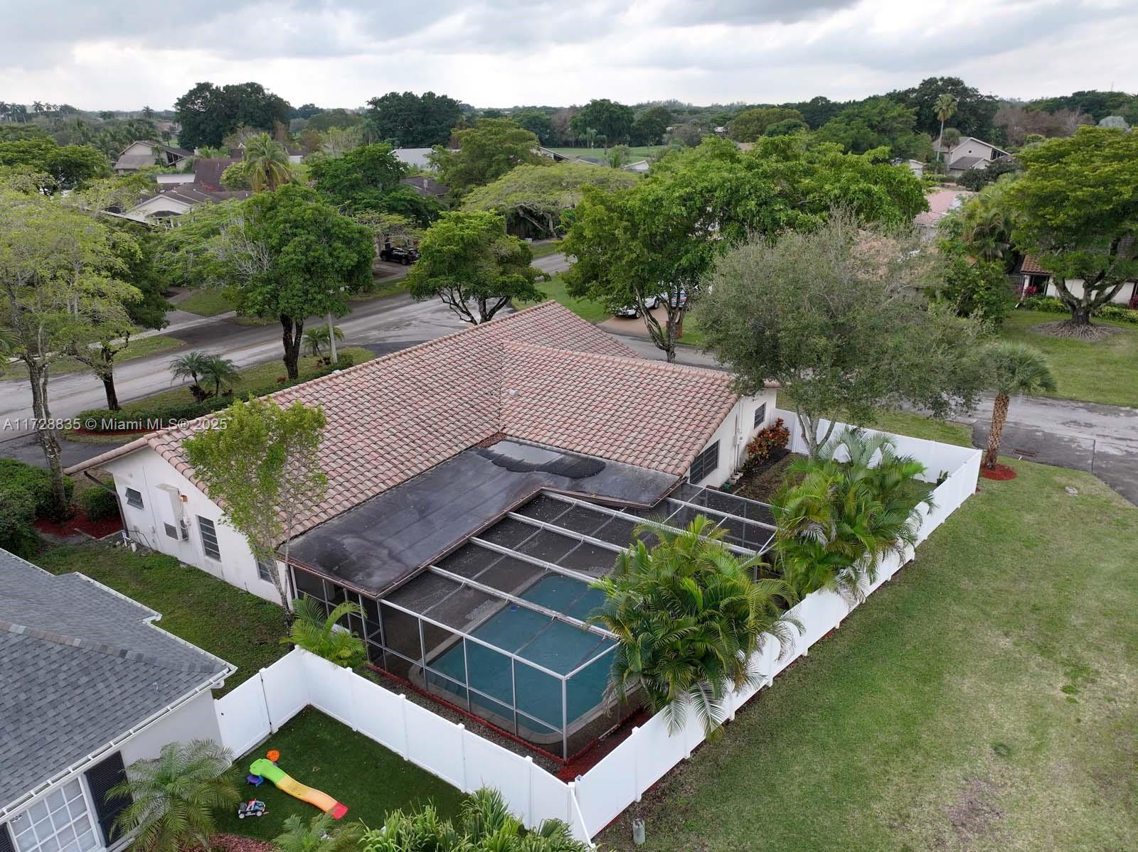 8491 Gatehouse Rd