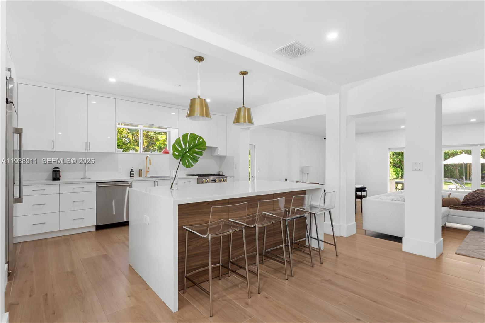 SUNSET ADDN - Residential Lease