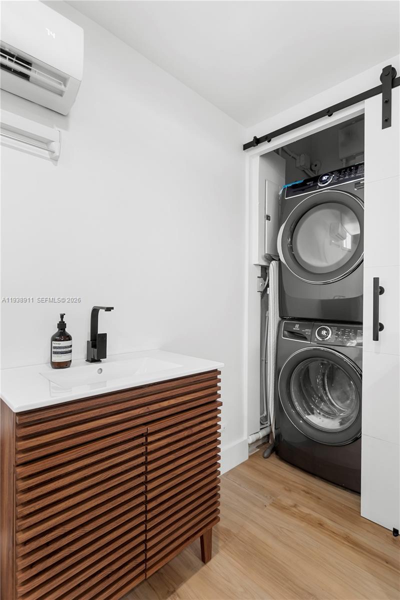 SUNSET ADDN - Residential Lease