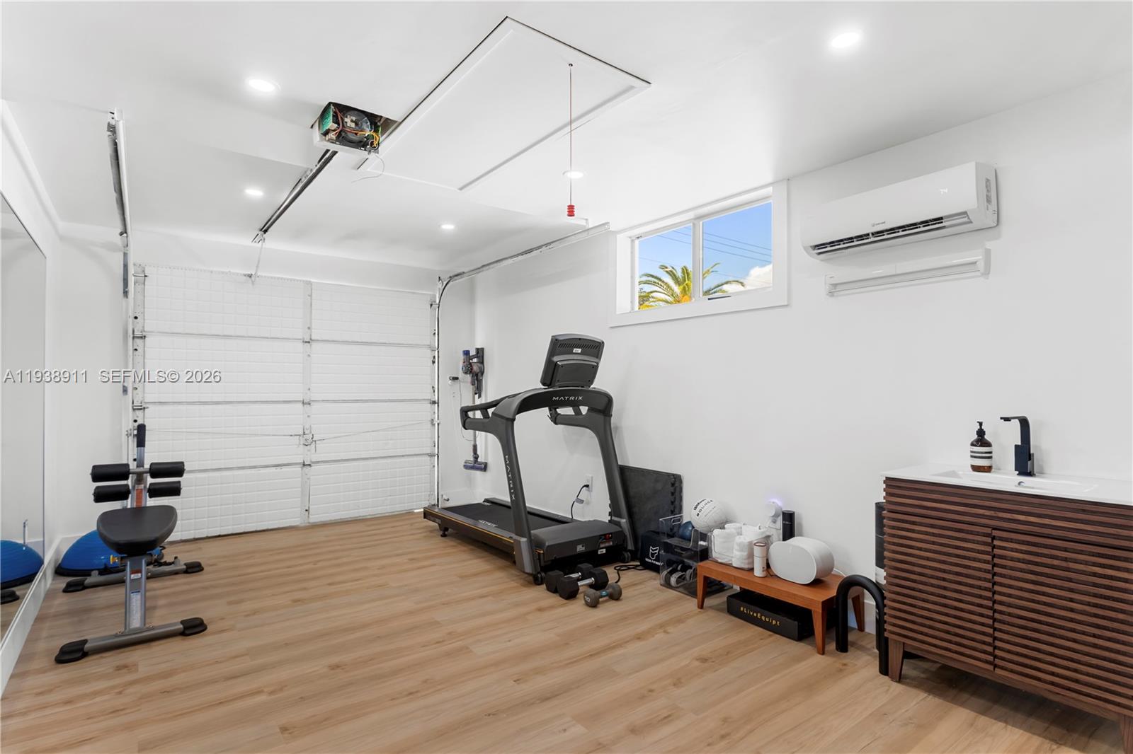 SUNSET ADDN - Residential Lease