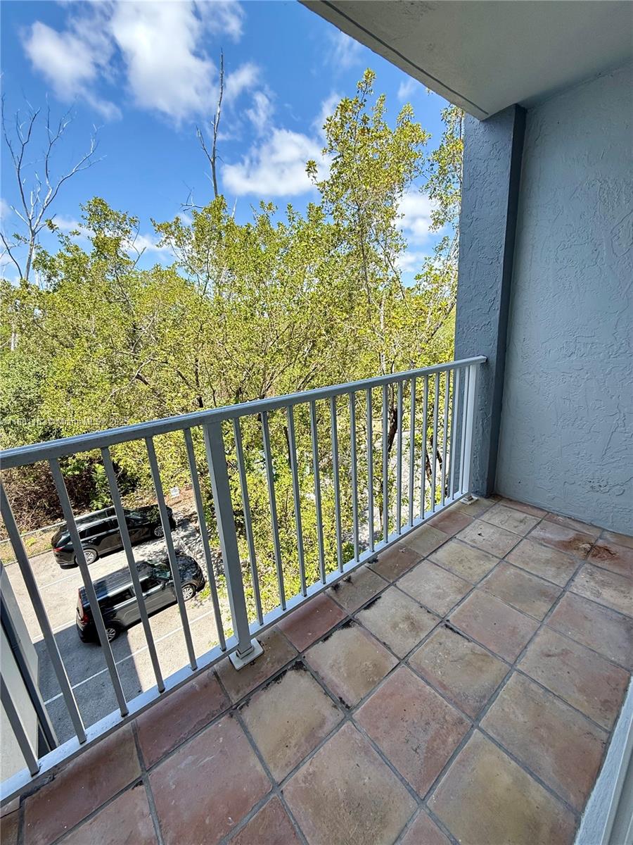 EASTERN PARKVIEW CONDO - Residential