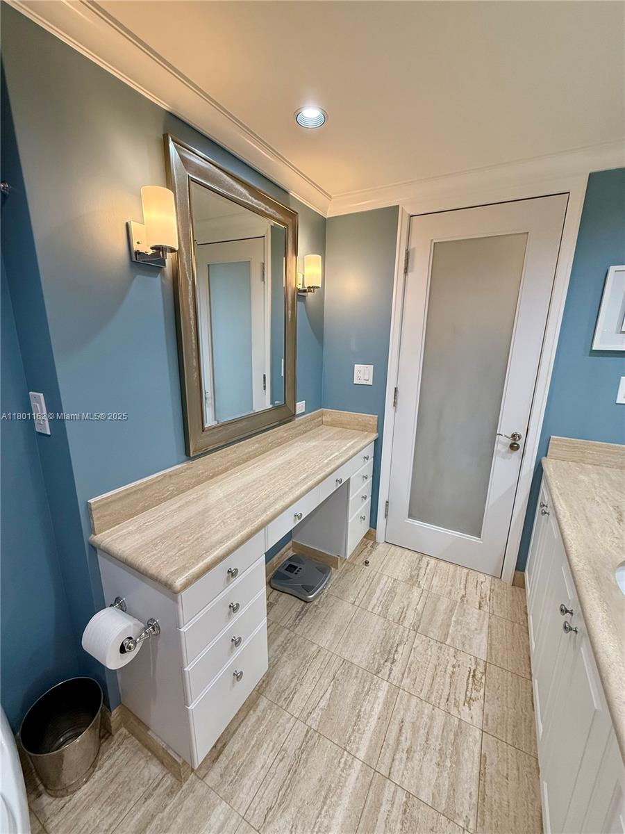 EASTERN PARKVIEW CONDO - Residential