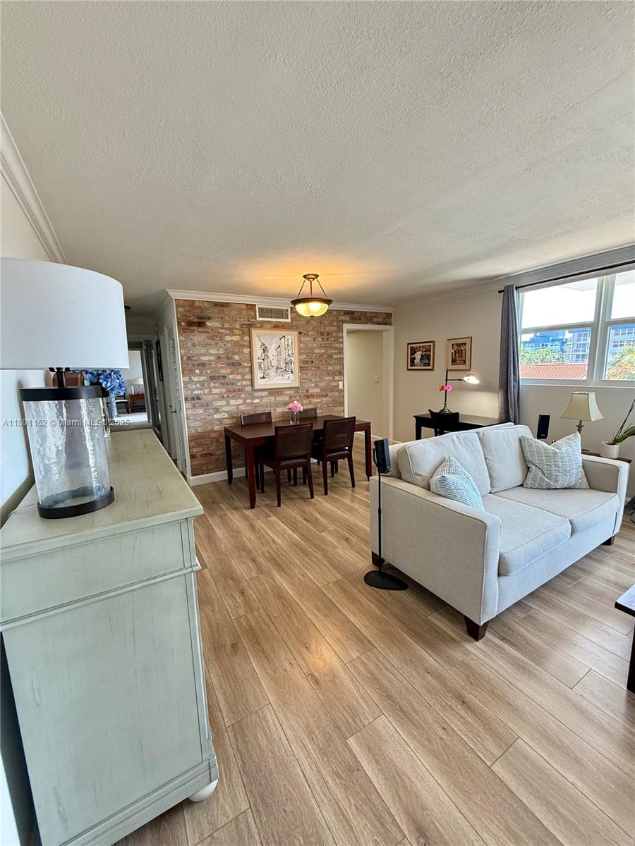 EASTERN PARKVIEW CONDO - Residential
