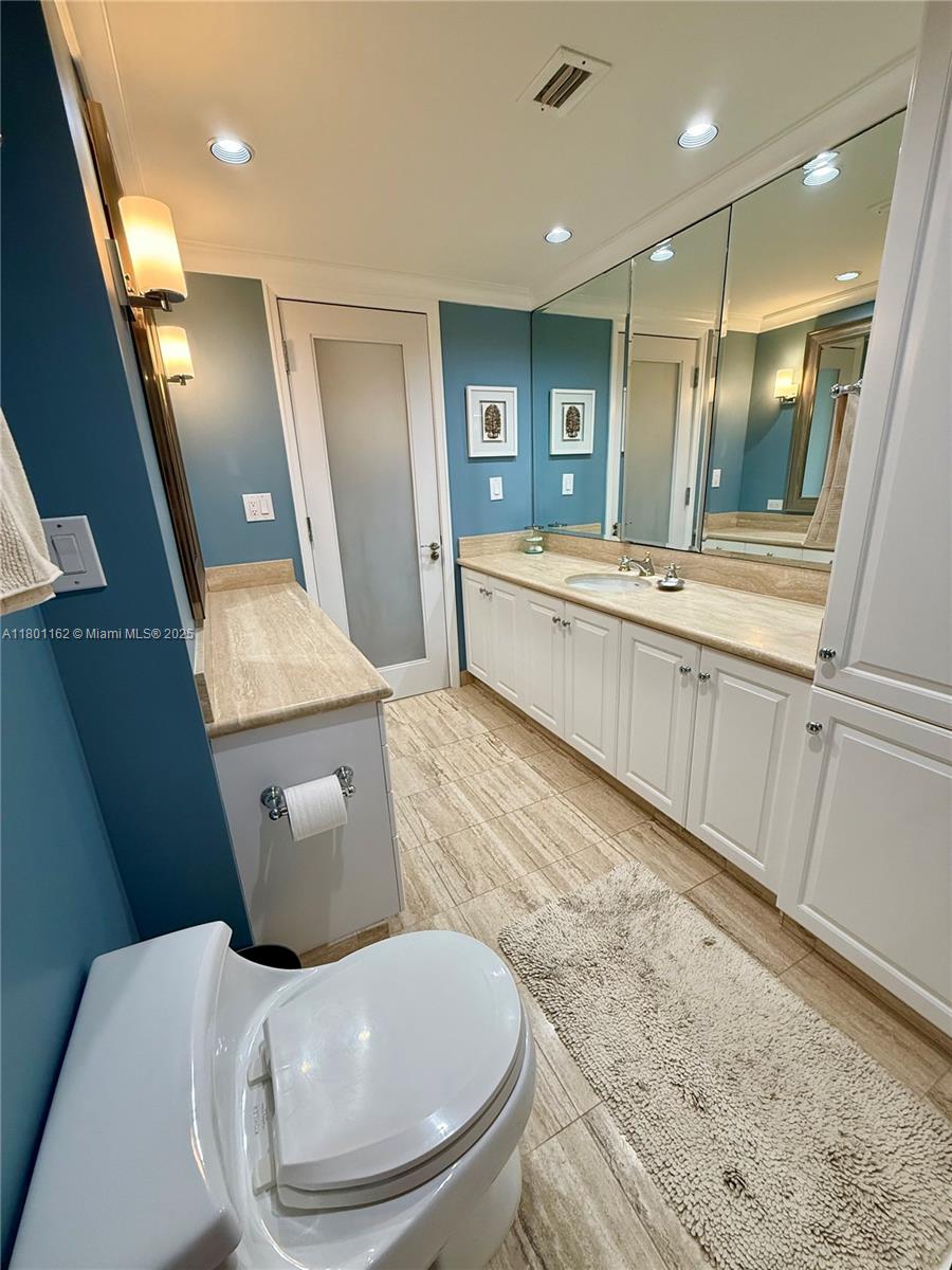 EASTERN PARKVIEW CONDO - Residential