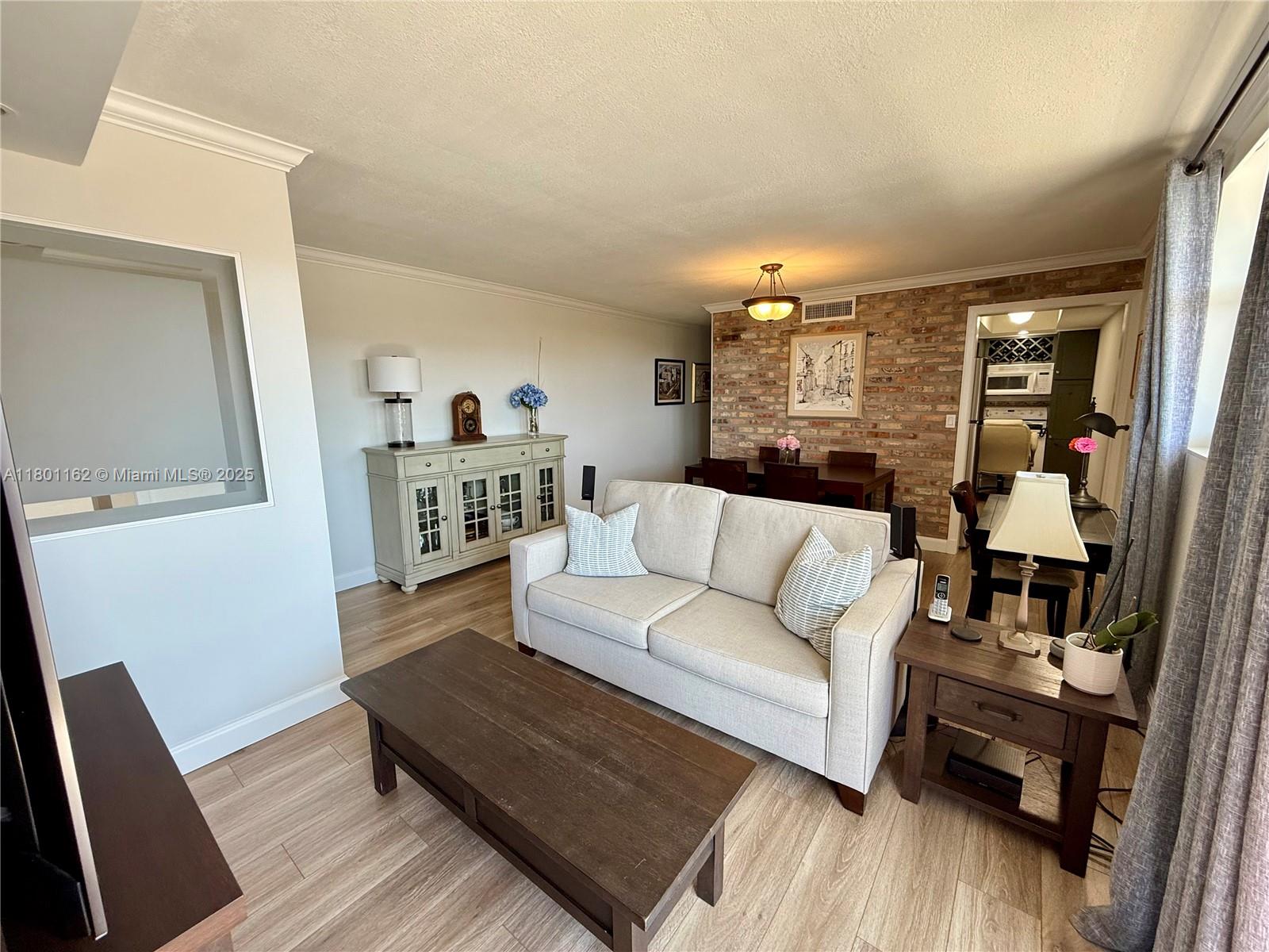EASTERN PARKVIEW CONDO - Residential
