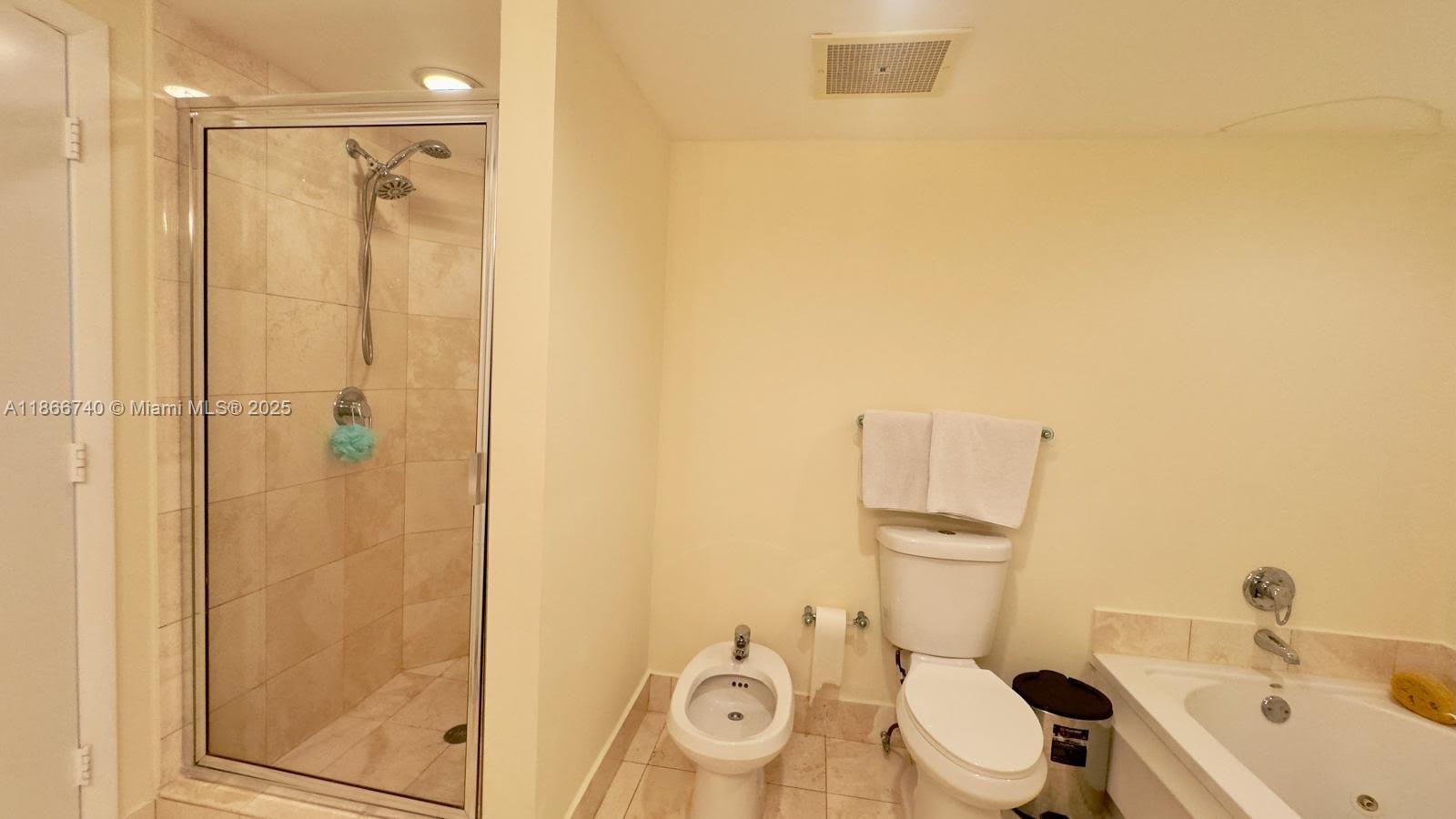 OCEAN POINT BEACH CLUB CO - Residential Lease