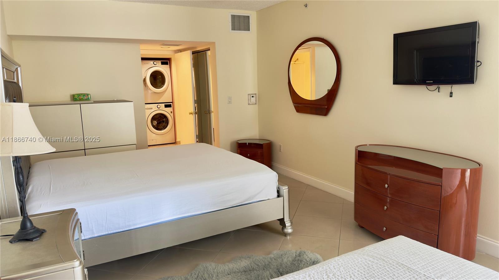 OCEAN POINT BEACH CLUB CO - Residential Lease