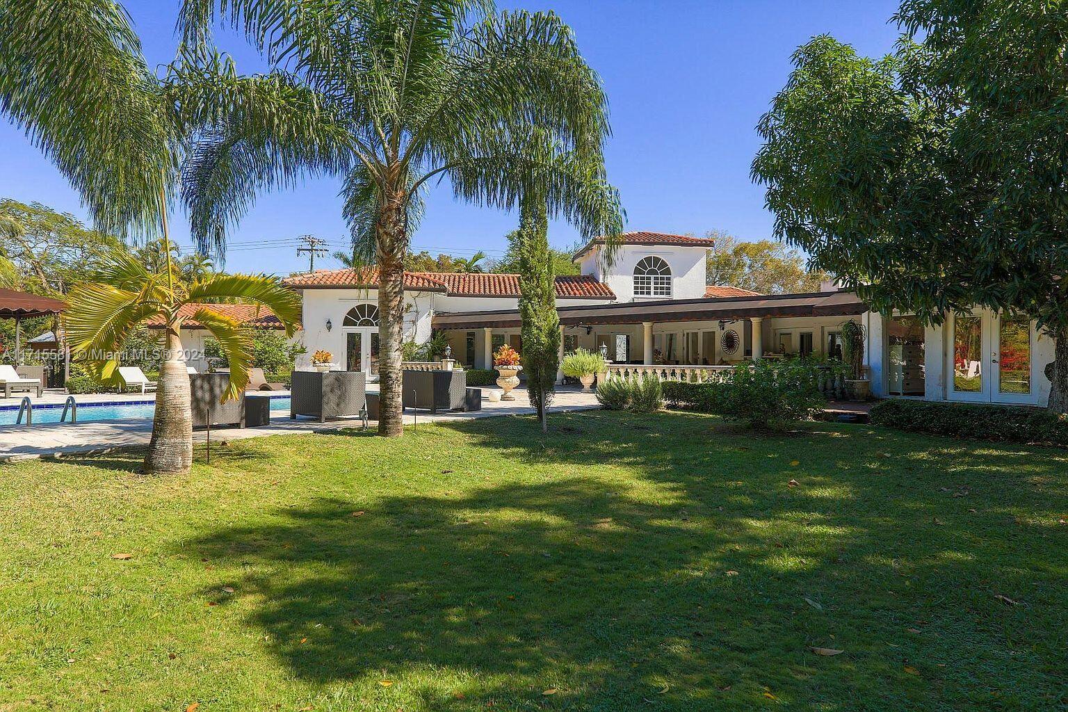 TOWN & RANCH ESTS - Residential Lease