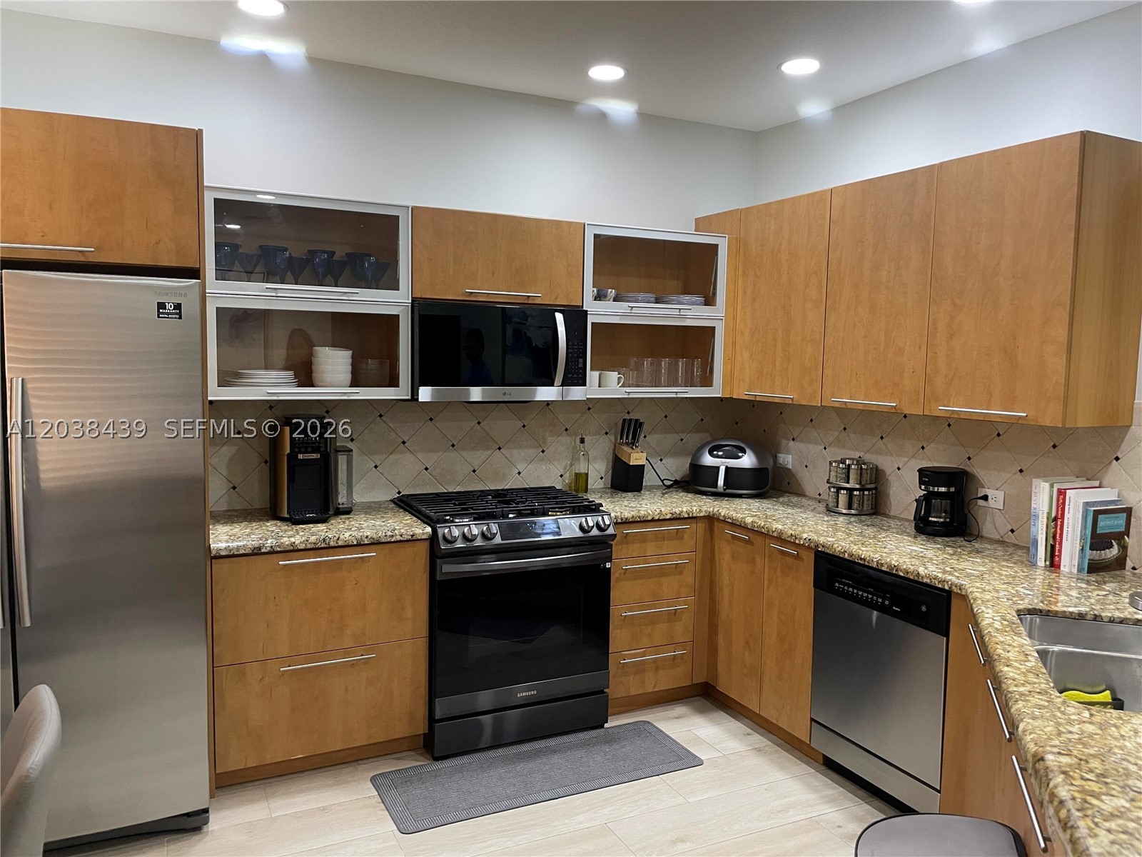 2900 NW 125th Ave 3-107