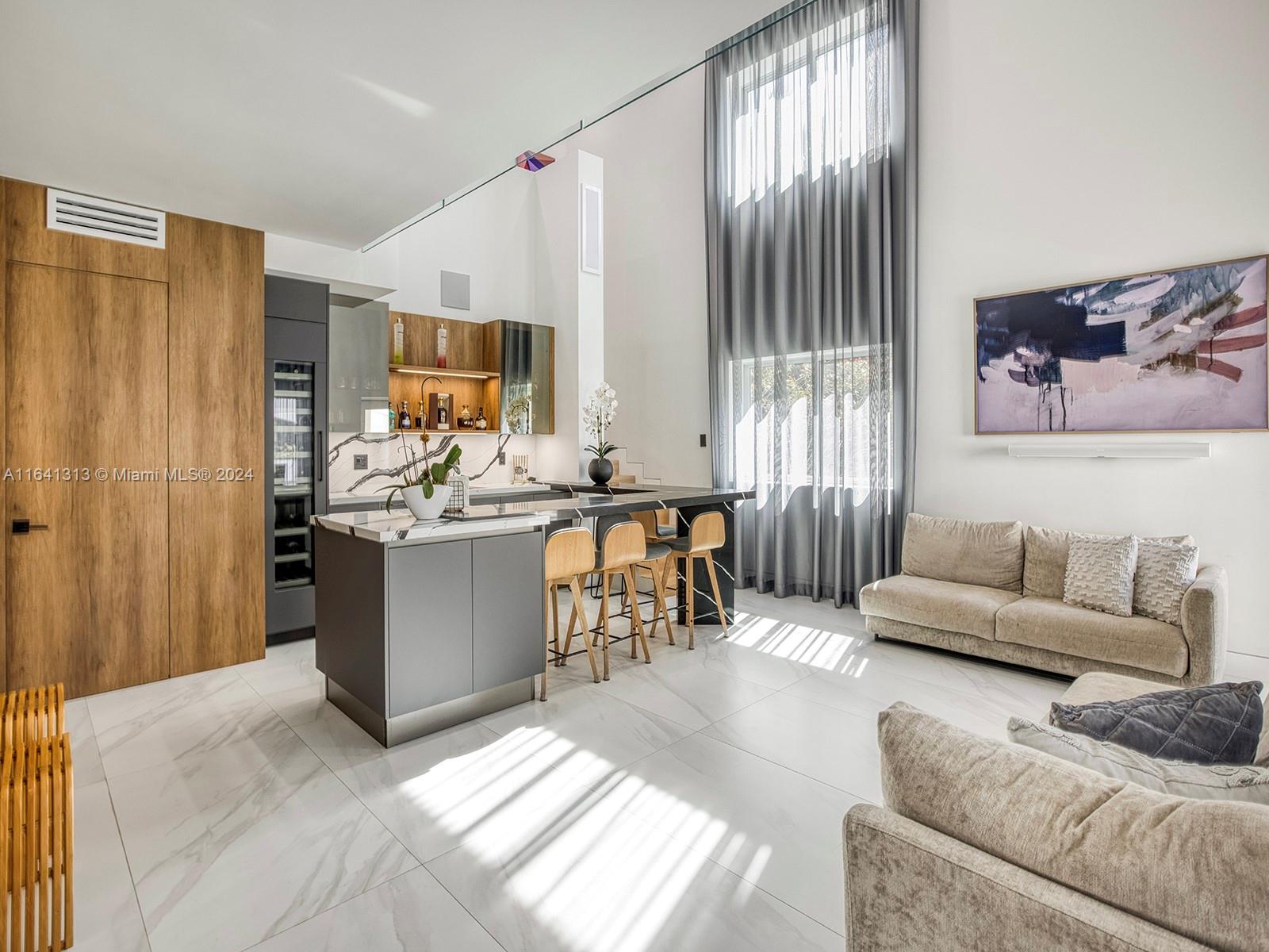 WARWICK MANOR 1ST ADDN - Residential